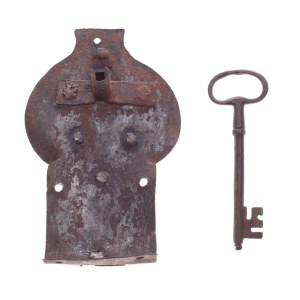 HISTORICAL FORGED TRUNK LOCK WITH TOP CATCH AND KEY | GUILD / ARTISTIC LOCKSMITH (CENTRAL EUROPEAN PROVENANCE)