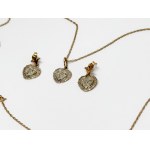 Złoty 375/9K komplet w kształcie serc z Diamentami 0.24 Ct (3x0.08 Ct)