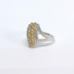 Bague en argent sertie de saphirs jaunes naturels