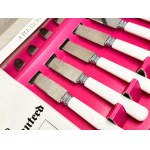 Knife set in its original packaging