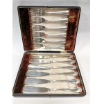 Walker & Hall Ltd. Sheffield silver-plated fishing set in its original packaging