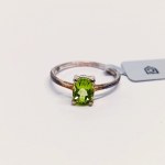 Silver ring with natural peridot
