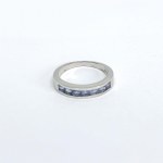 Silver ring with natural tanzanites