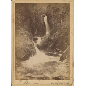 [photographie sur carton] Cracovie et Zakopane, St. Bizański. Les Tatras. La cascade de Mickiewicz