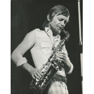 [fotografia] Zbigniew Namysłowski (1939-2022), saksofonista jazzowy, kompozytor i aranżer. Fot. Wiktor Kuc