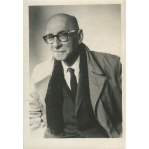 [photo] Antoni Słonimski (1895-1976), poète, dramaturge, romancier et chroniqueur. Photo : Władysław Miernicki