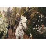 [série de 10 photographies] Photographies prises sur le tournage du film « Ogniem i mieczem » (Par le feu et par l'épée), réalisé par Jerzy Hoffman. Photos : Zenon K. Żyburtowicz [1997-1998] [avec les autographes de Jerzy Hoffman]