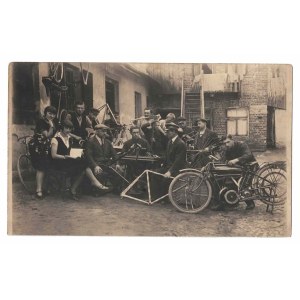 Valido Sewing Machine and Bicycle Factory. P. Plich and W. Rospędowski. Tomaszów Mazowiecki.