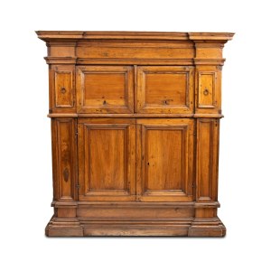 Two-section sideboard in solid walnut - Tuscany, 17th century
