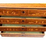 Walnut chest of drawers with figurative inlays - Piedmont, 18th century