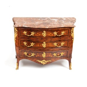 Inlaid chest of drawers - France, early 19th century