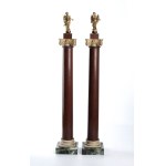 A pair of marble columns with gilded bronze angels - Italy, 18th century
