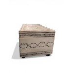 Ivory box - England, 19th century