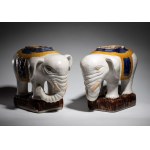 Pair of elephant-shaped terracotta vases - 20th century