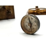 A small travel compass from the early 20th century