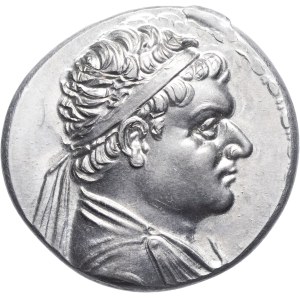 Reproduction of a tetradrachm of Helocles I of Bactria, by Becker, modern strike (before 1914), Berlin (Bode Museum).