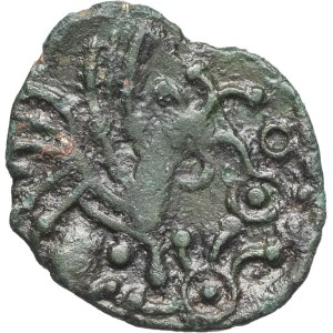 Bellovaques. Bronze statue of a rooster and a human head, undated (second third of the 1st century B.C. and the Gallic Wars).