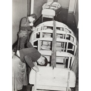 Jerzy Dąbrowski (1896–1944), Building a Wooden Boat