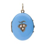 Early 20th-century pendant with a secret compartment