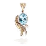 A pendant with a topaz and a pearl from the 1960s–1970s.