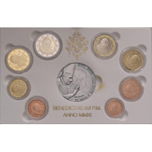 Papal coins - Benedetto XVI (2005-2013) Divisionale 2011 - Serie di otto v...