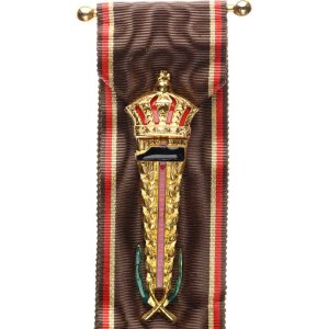 Belgium, d'Honneur du Travail Labor Medal—gold, with a gold crown