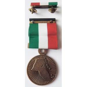 Kuwait, Gulf War 1991 Medal, bronze + small ribbon