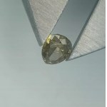 DIAMANT NATUREL DE COULEUR 0,25 ct | PURETÉ : P1 | TAILLE : EN LARME Estimation officielle de l'expert : 1 697 USD (environ 6 500 PLN TTC)