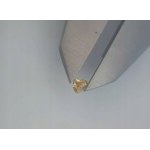 DIAMANT NATUREL DE COULEUR 0,22 ct | PURETÉ : P1 | TAILLE : CŒUR Estimation officielle de l'expert : 1 402 USD (environ 5 300 PLN TTC)