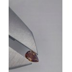 DIAMANT NATUREL DE COULEUR 0,29 ct | PURETÉ : P1 | TAILLE : EN LARME Estimation officielle de l'expert : 1 599 USD (environ 6 000 PLN TTC)