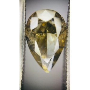 DIAMANT NATUREL DE COULEUR 0,66 ct | PURETÉ : P2 | TAILLE : EN LARME Estimation officielle de l'expert : 2 460 USD (environ 9 500 PLN TTC)