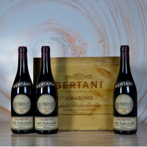 Italian wine - Amarone della Valpolicella Classico 1998, Bertani....