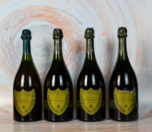 Champagne - Dom Pérignon. Champagne. - 1970. 3 bts. - 1966...