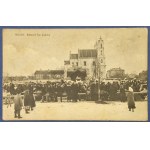[Lithuania] Vilnius – St. James Church. Residents near the church. D. Visoune.