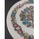 A small plate hand-decorated by Barbara Szymon. Staniszcze Wielkie. Cepelia Opole. 1978.