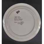 A small plate hand-decorated by Barbara Szymon. Staniszcze Wielkie. Cepelia Opole. 1978.