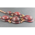 Retro necklace. Bakelite?