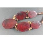 Retro necklace. Bakelite?