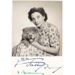 Ewa Szelburg-Zarembina (1899–1986), writer and poet—Two photographs of the writer featuring her autographs: one for Benedykta Jerzy Dorys and one for Janina Schabenbeck-Mokrzycka; [and:] a card with the writer’s autograph.