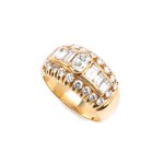 Diamond gold band ring