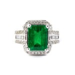 Emerald diamond gold ring