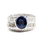 Ring aus Saphir, Diamanten und Gold