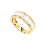 Diamond gold ring