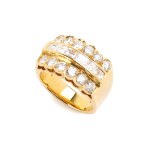 Diamond gold band ring