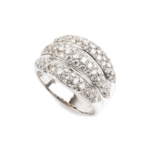 Diamond gold band ring