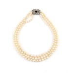 Pearl diamond sapphire gold necklae