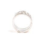 Gold ring with diamonds