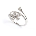 Diamond gold ring