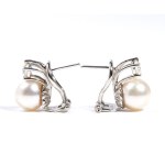 Diamond pearl gold earrings