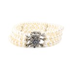 Pearl sapphire gold bracelet